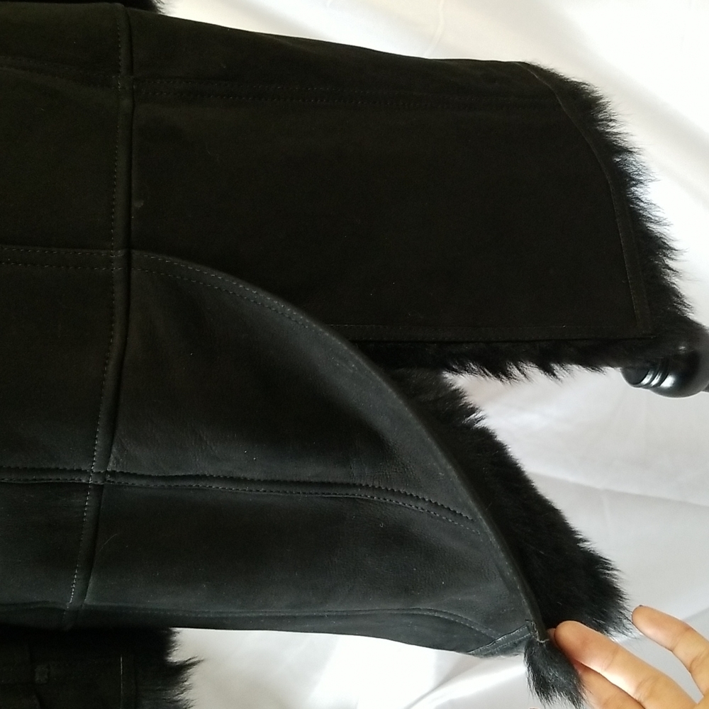 BURBERRY DOUBLE BREASTED SHEARLING TRENCHCOAT - Picture 7 of 12